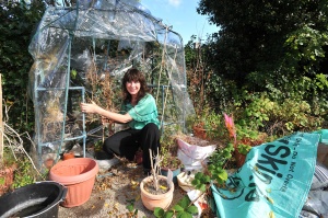 29/09/2011: Victoria Mary Clarke in the overgrown/abandoned garden of the home she shares with Shane McGowan in Donnybrook.     ©Picture: JOHN COGILL     (CREDIT PHOTOGRAPHER)